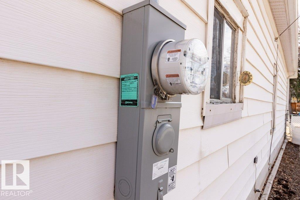 10933 93 ST NW, Edmonton