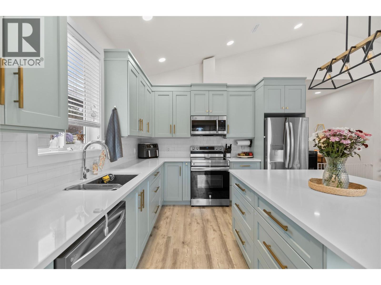 518 ORIOLE Way - 10