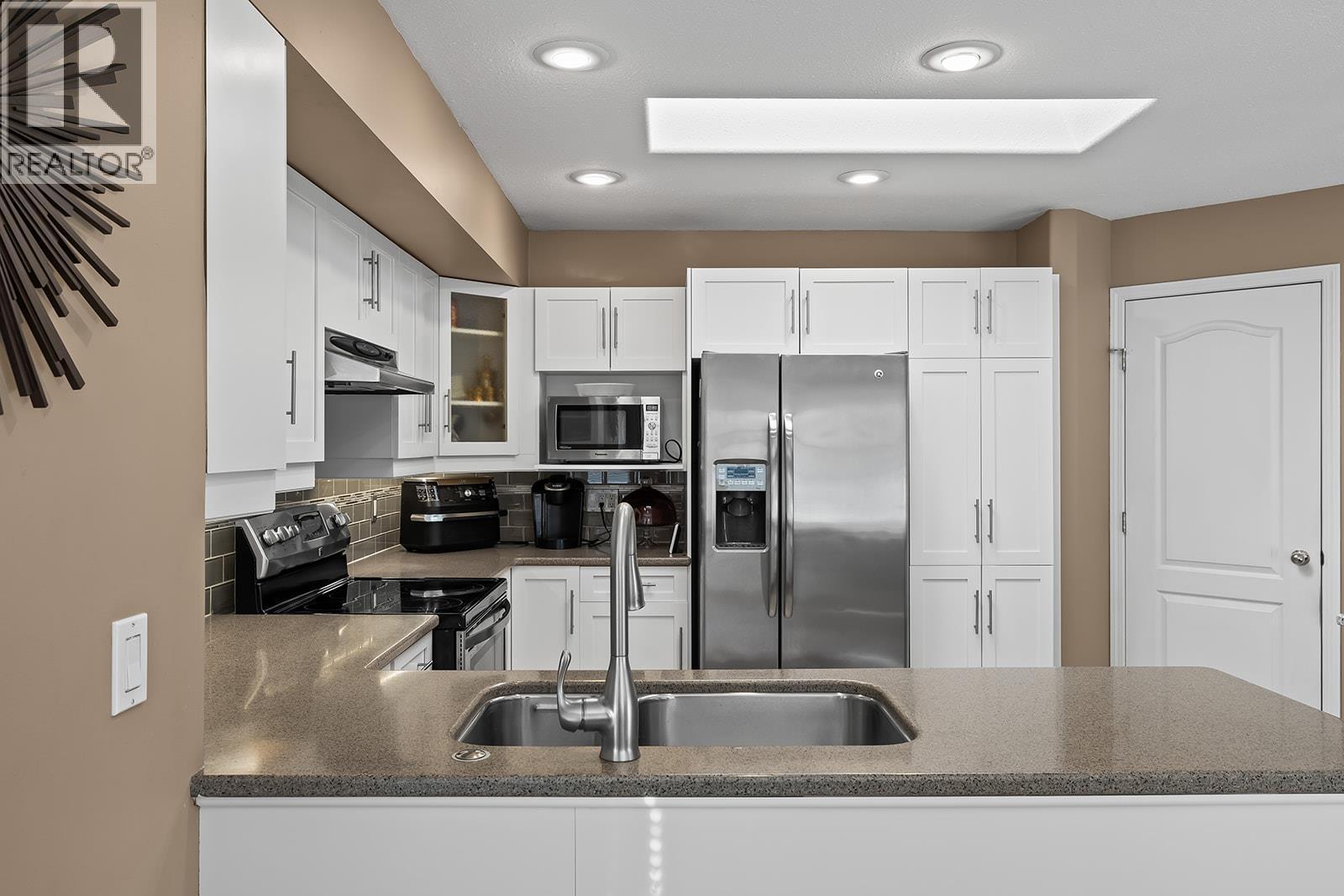  3576 Apple Way Boulevard, West Kelowna