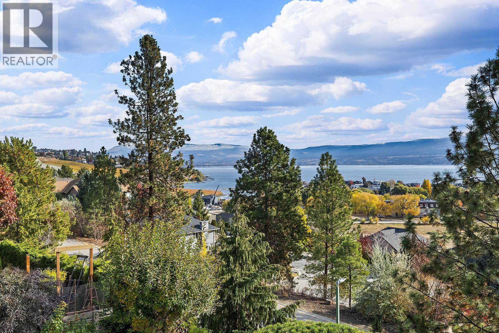  3576 Apple Way Boulevard, West Kelowna
