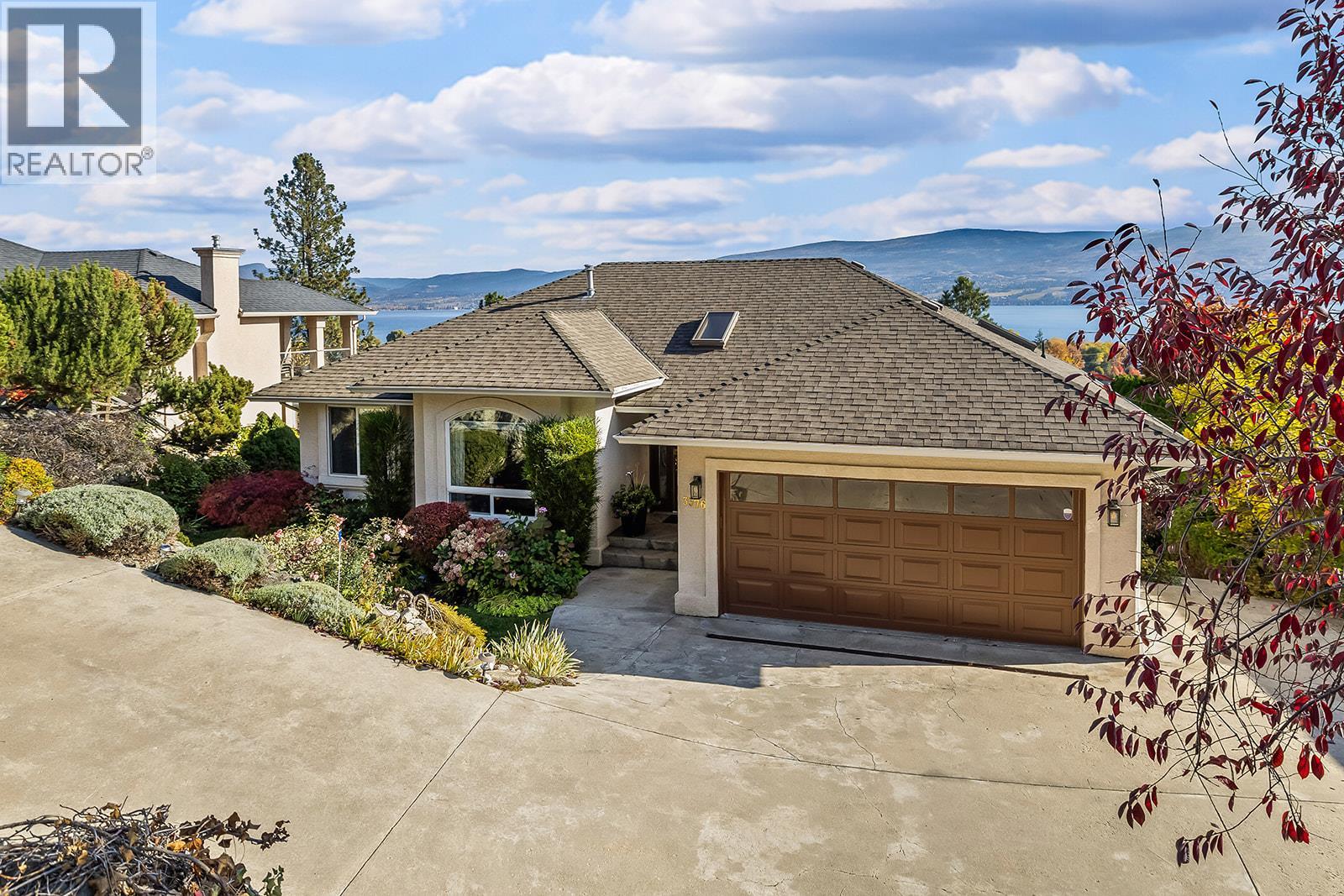  3576 Apple Way Boulevard, West Kelowna