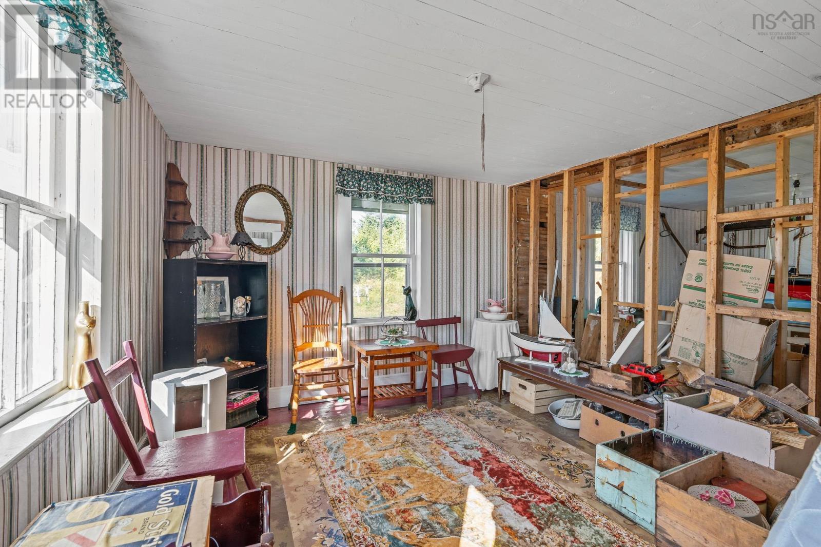 Property 24 of 49 of 10610 Highway 316