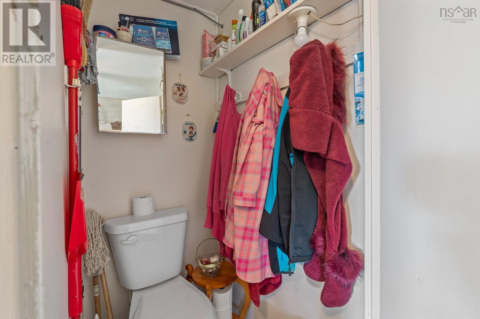 Property 41 of 49 of 10610 Highway 316