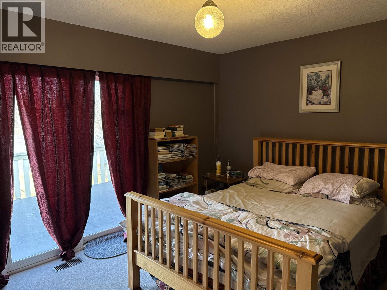 784 FUNN STREET - 25