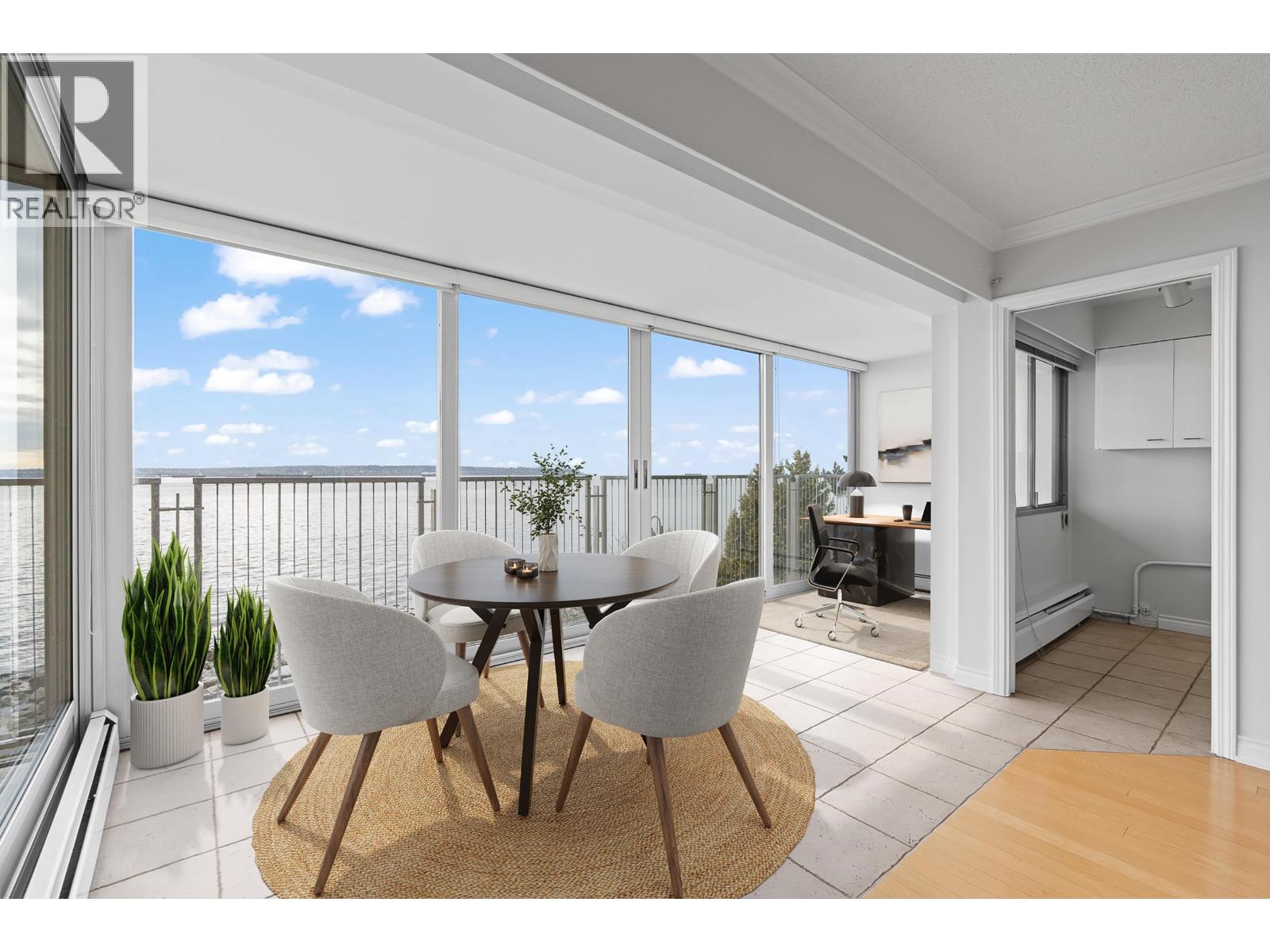 203 150 24TH STREET, West Vancouver