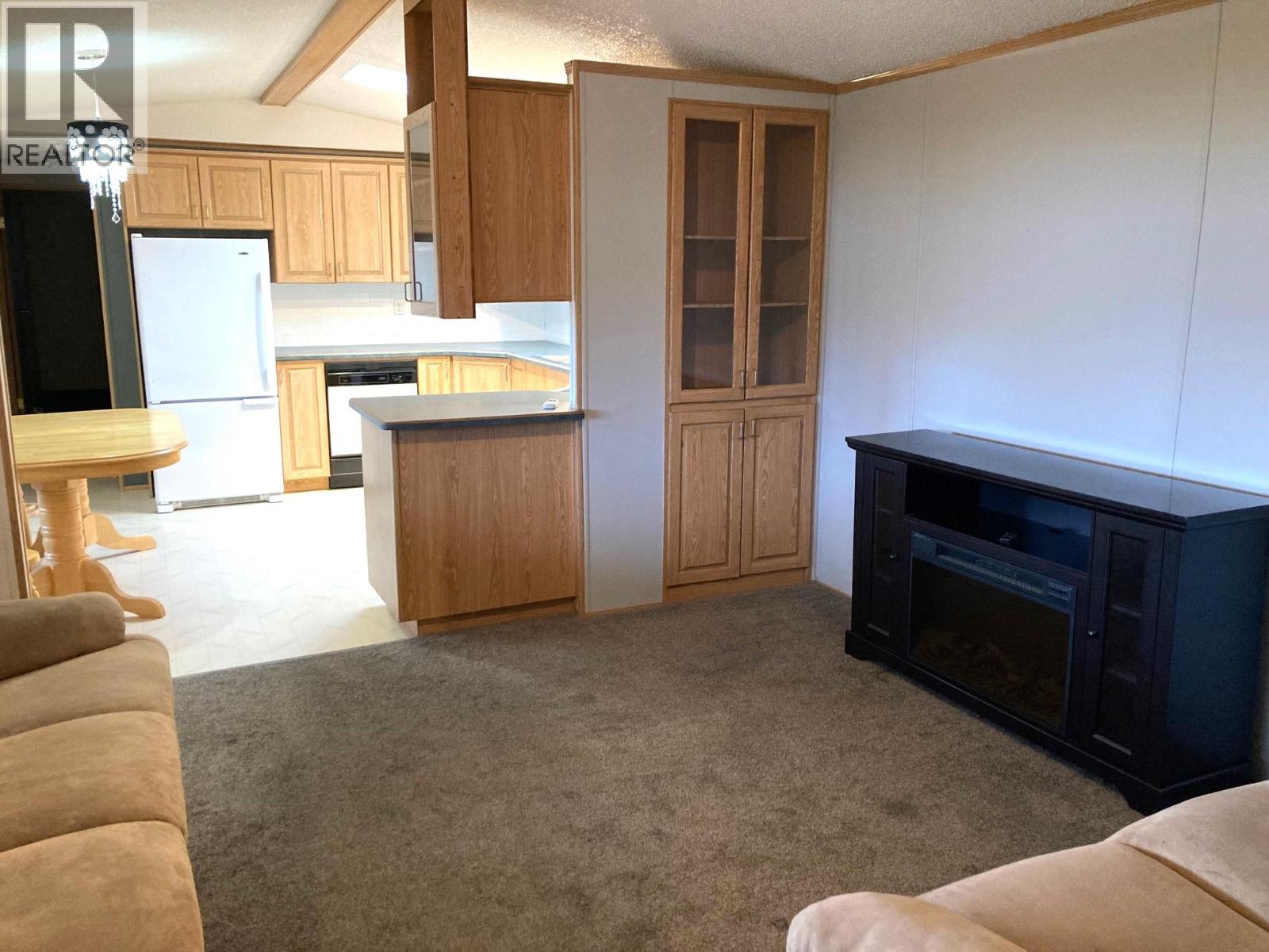 #28 1420 TRANS CANADA HIGHWAY - 13