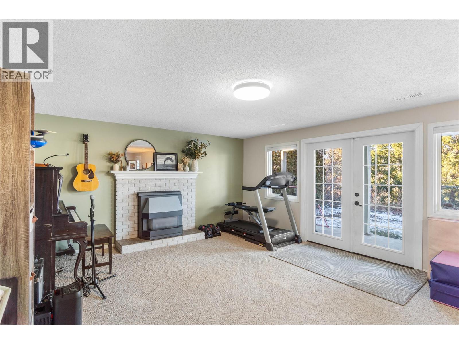 2360 Qu'Appelle Boulevard, Kamloops