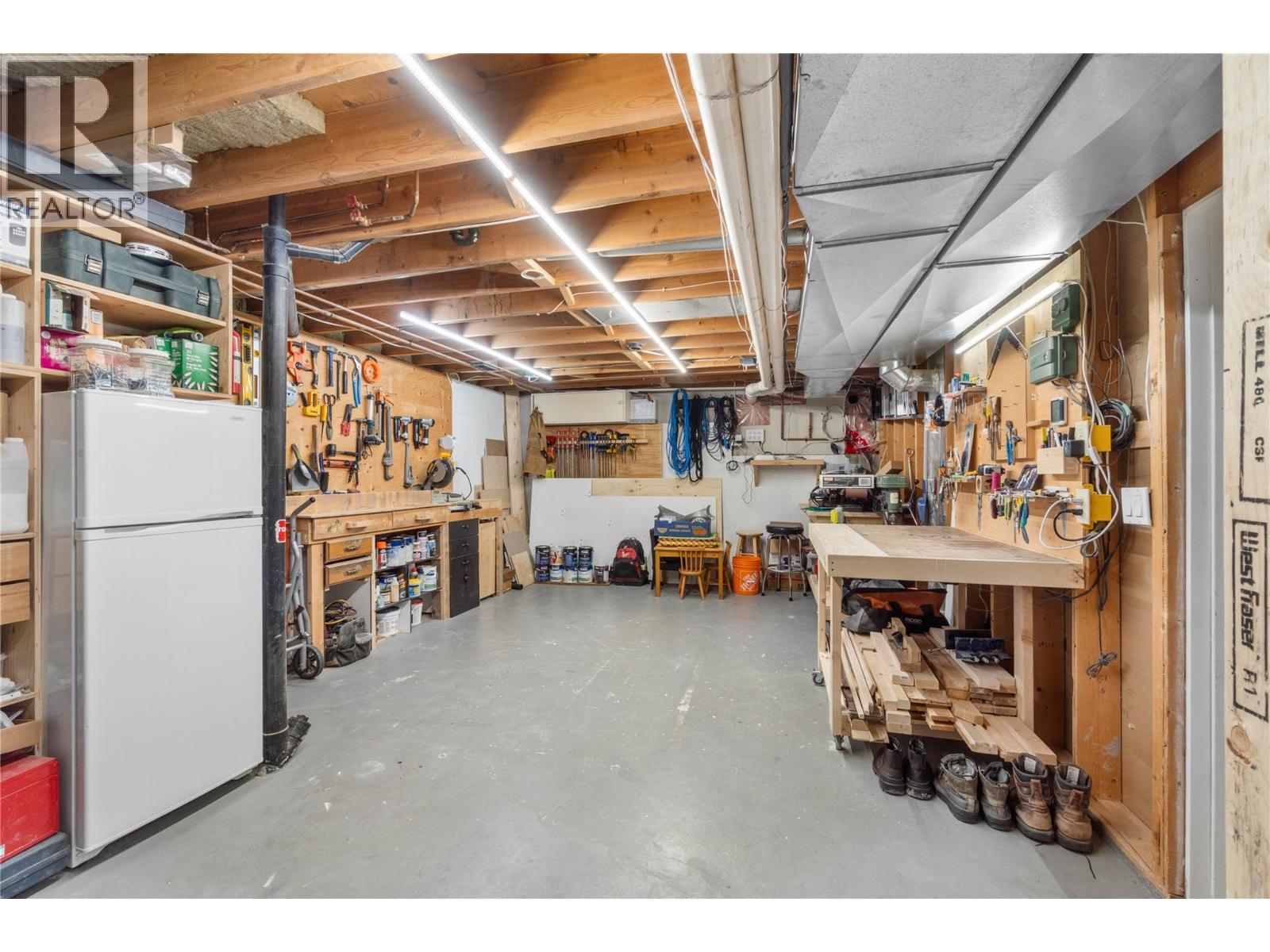 2360 Qu'Appelle Boulevard, Kamloops