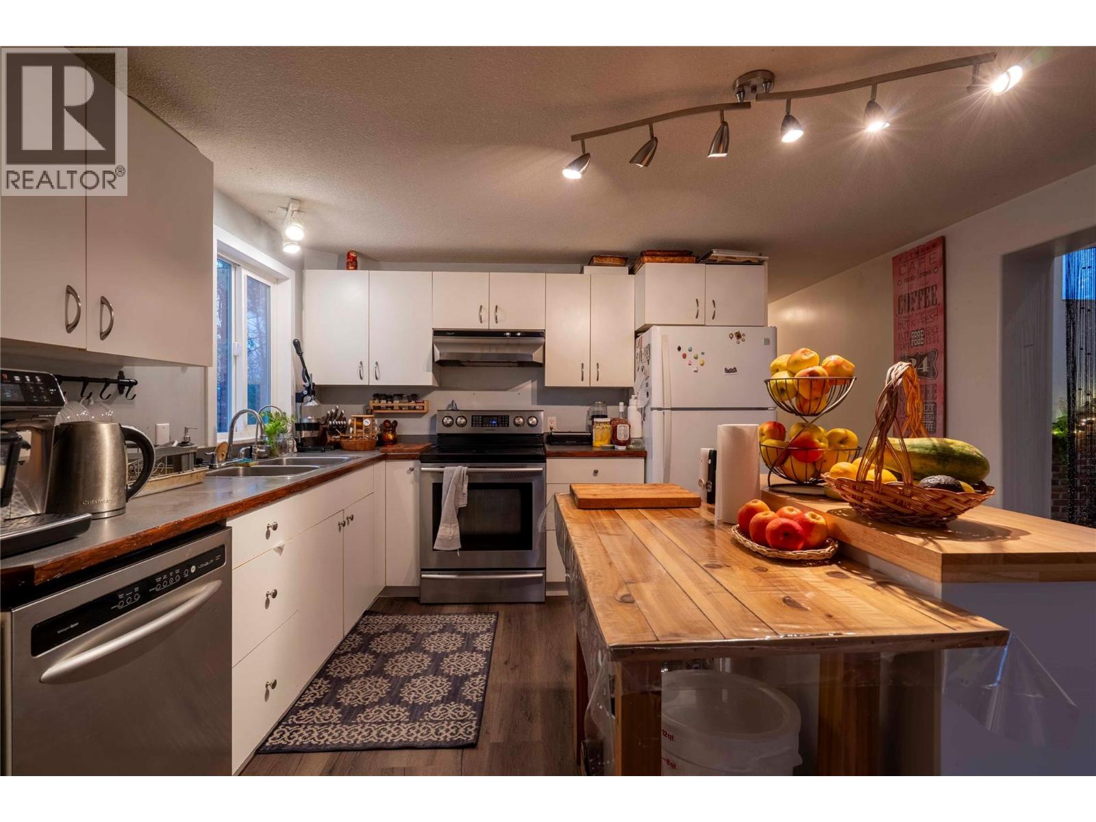 9375 GRANBY ROAD - 10