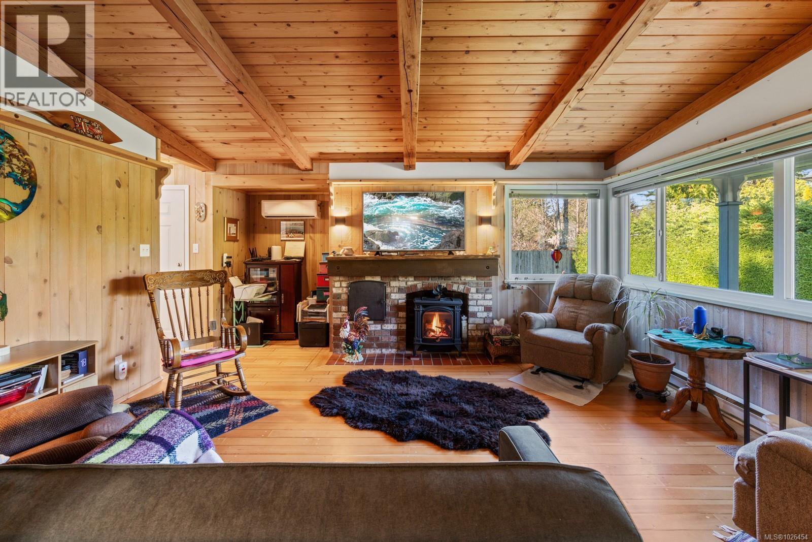 1420 15th St, Courtenay