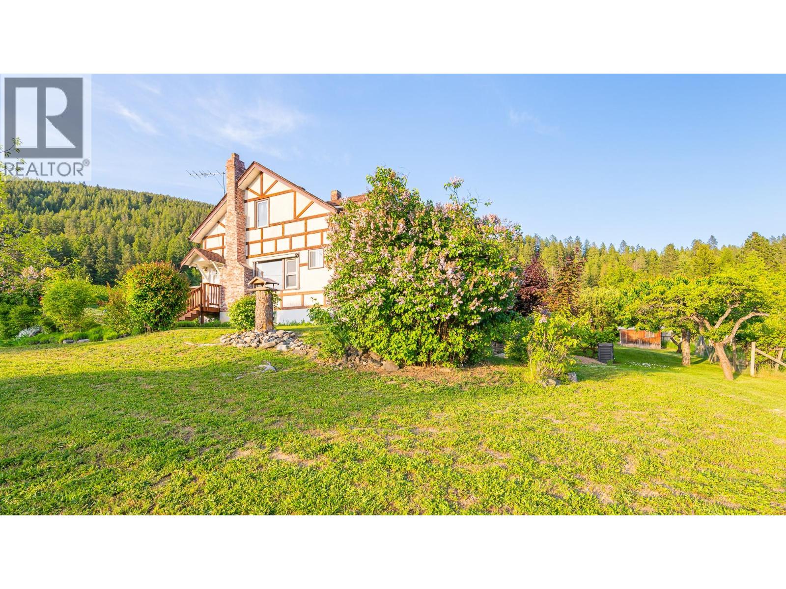 1843 McLaren Street, Creston