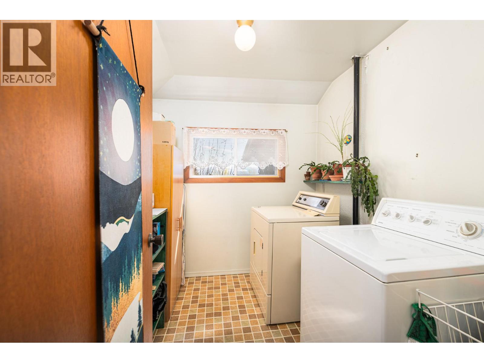 1843 McLaren Street, Creston