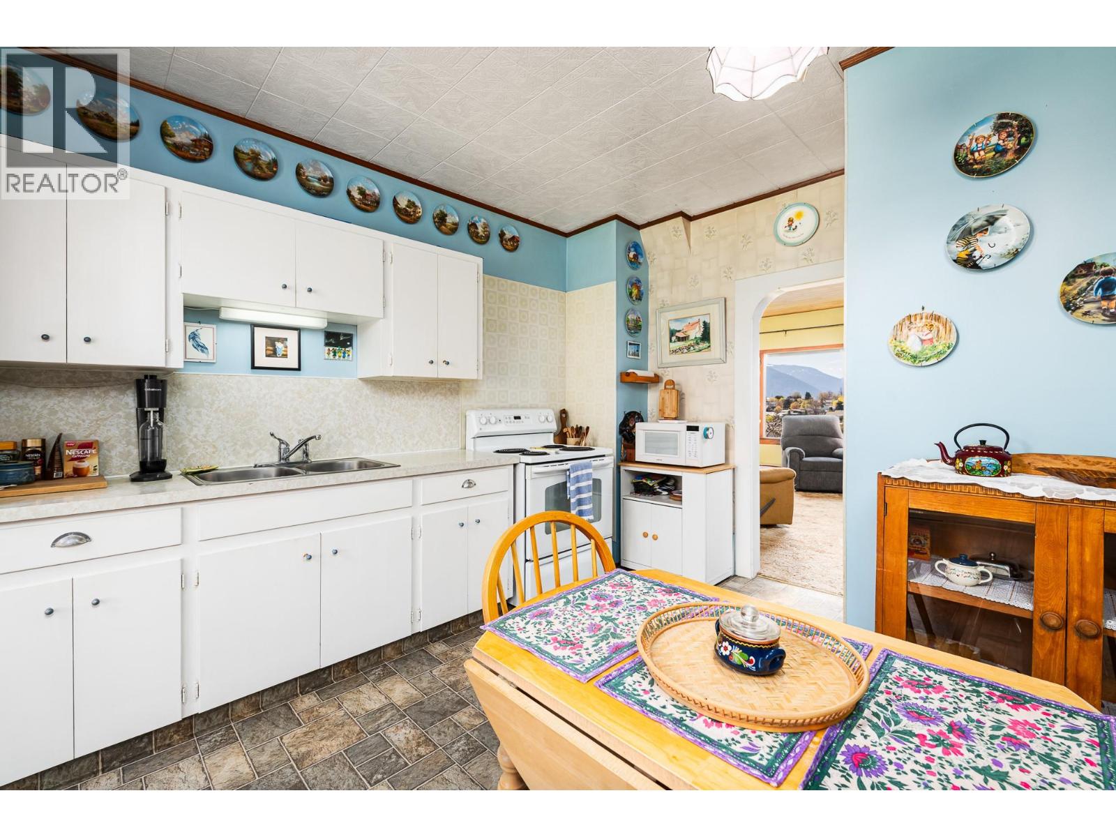 1843 McLaren Street - 18