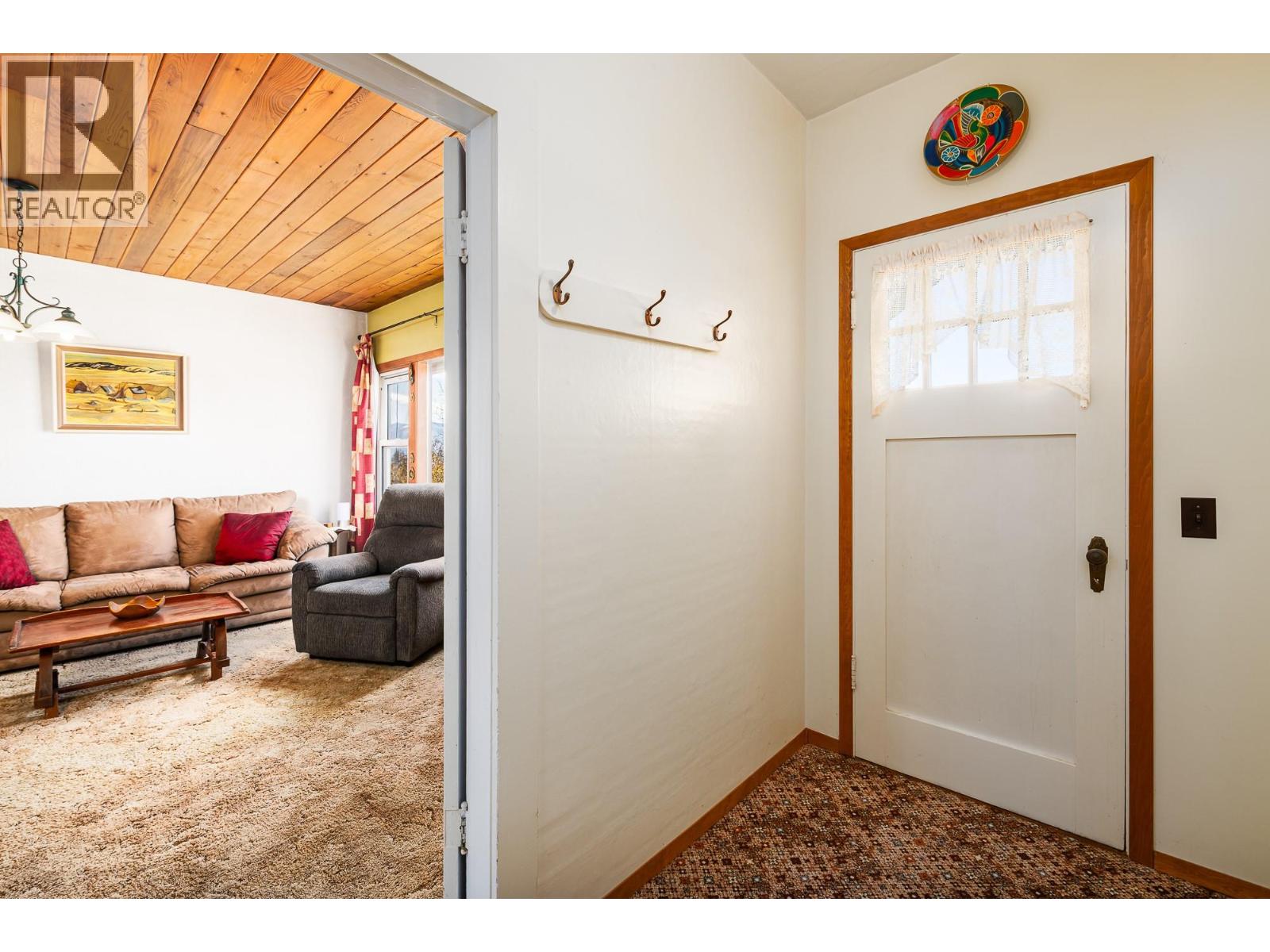 1843 McLaren Street, Creston