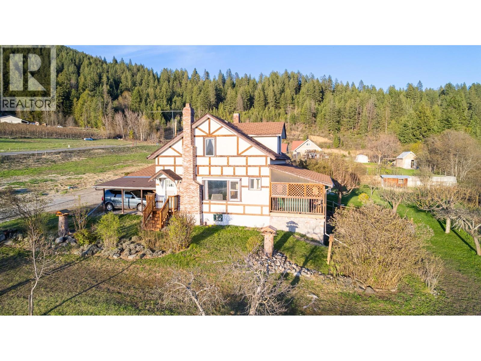 1843 McLaren Street, Creston