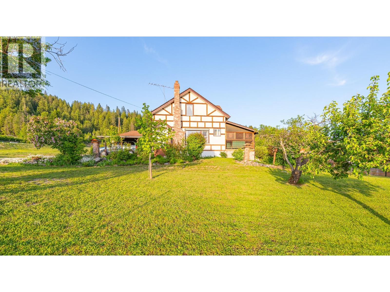 1843 McLaren Street, Creston