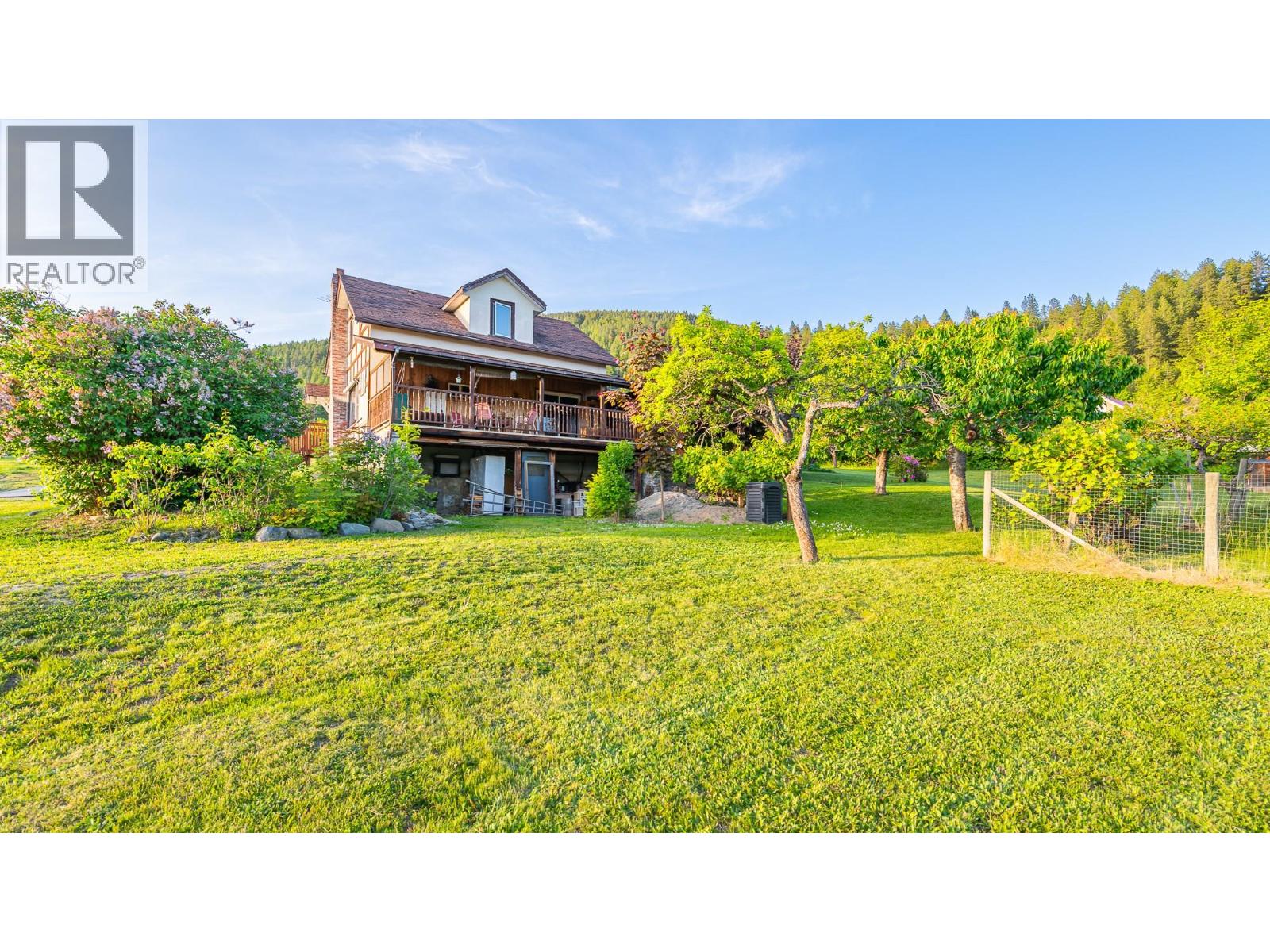 1843 McLaren Street, Creston