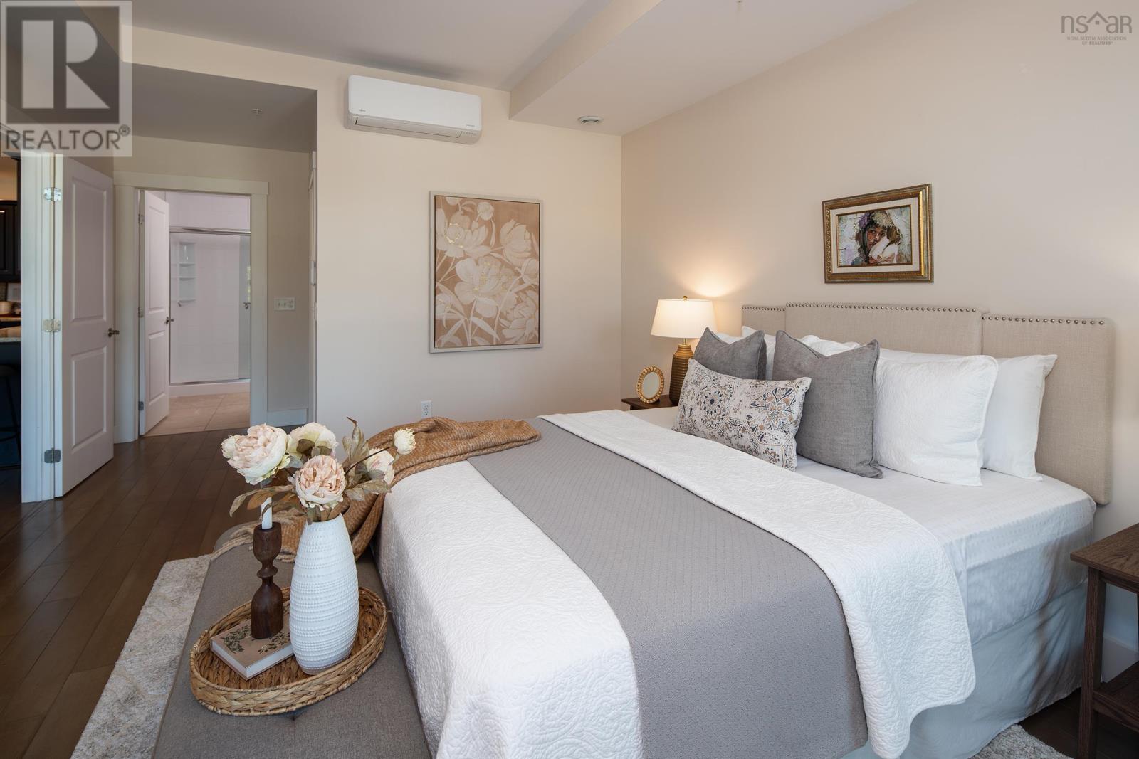 Property 10 of 42 of 208 220 Waterfront Drive