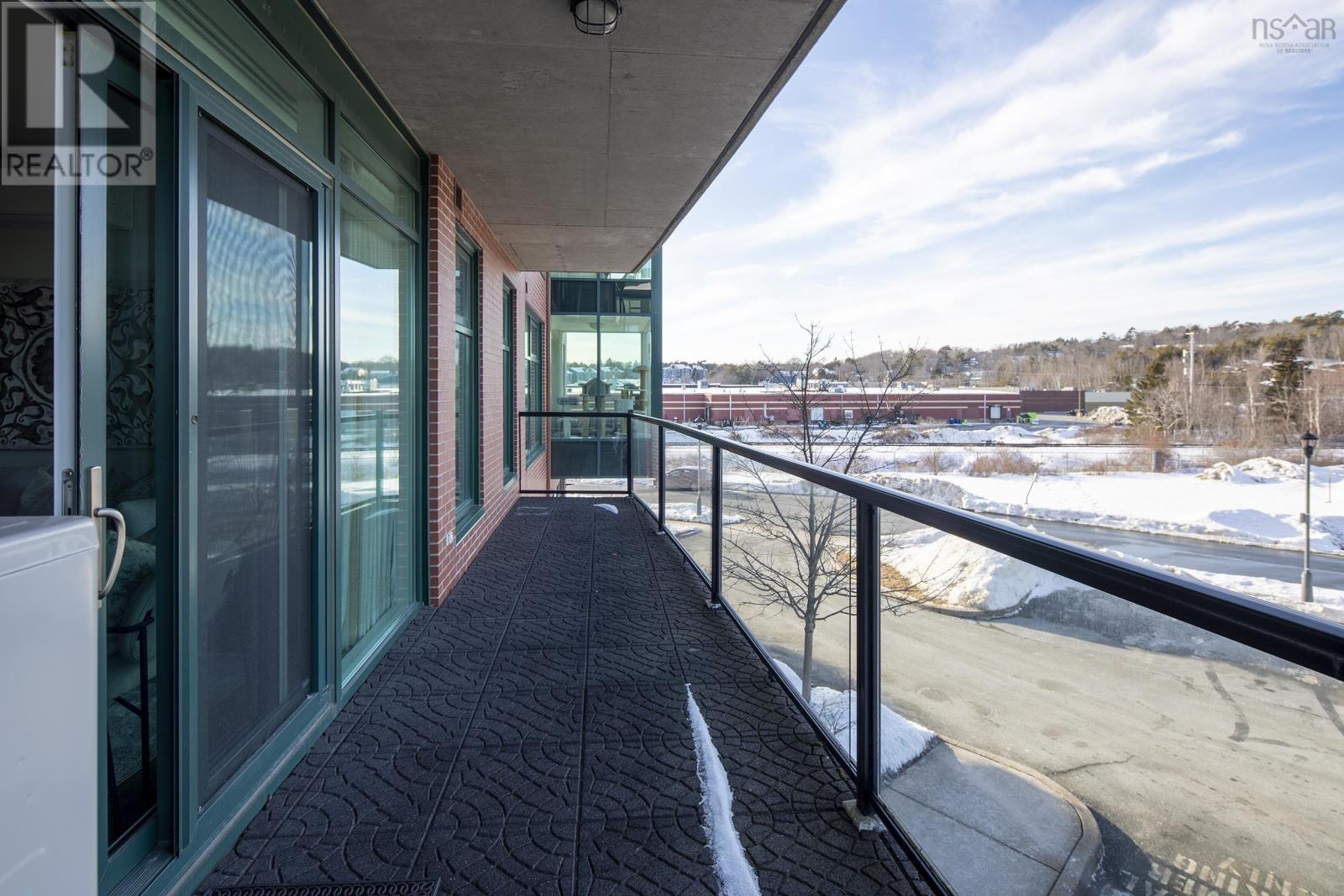 Property 17 of 42 of 208 220 Waterfront Drive