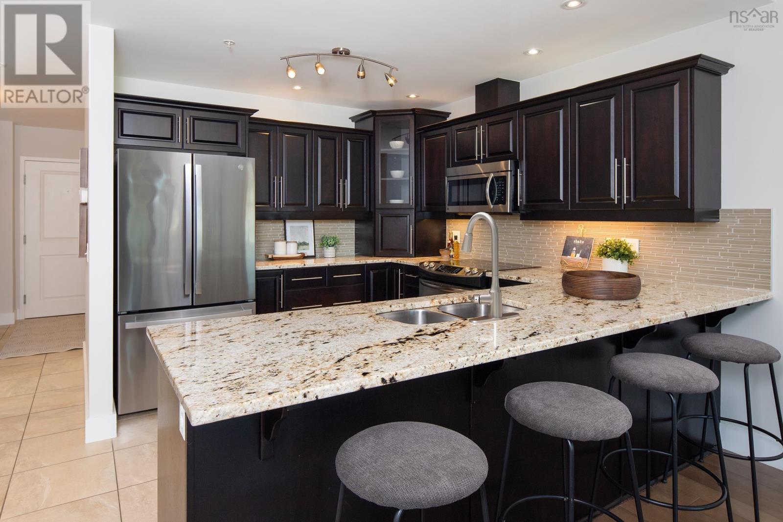 208 220 Waterfront Drive - Photo 4 of 43, Bedford, Nova Scotia