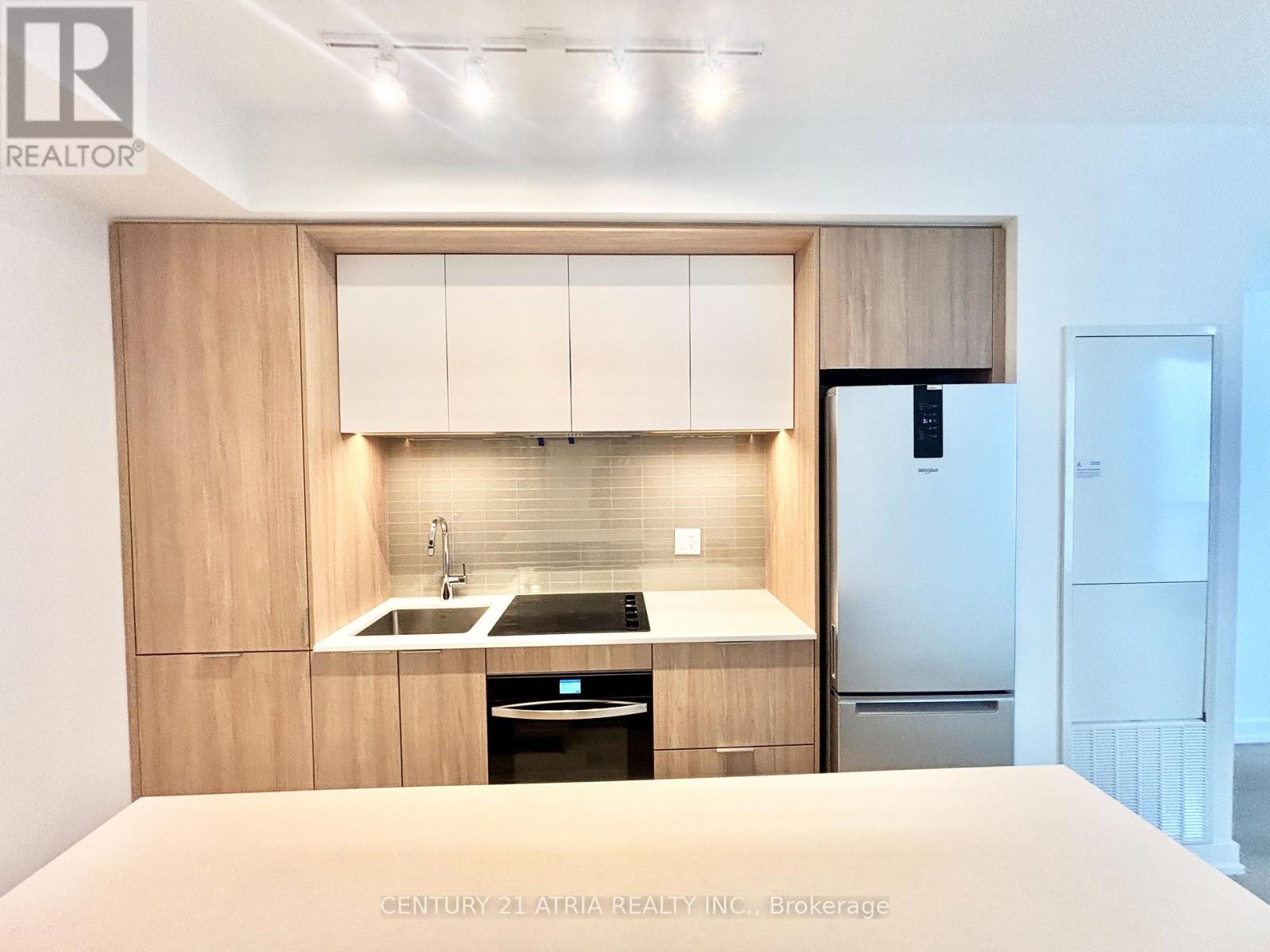 395 Square One Unit 2406 photo 2