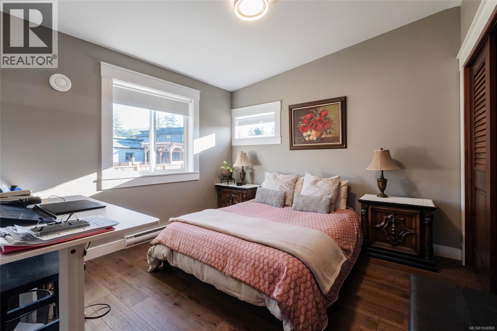 7343 LAKEFRONT PL - 87