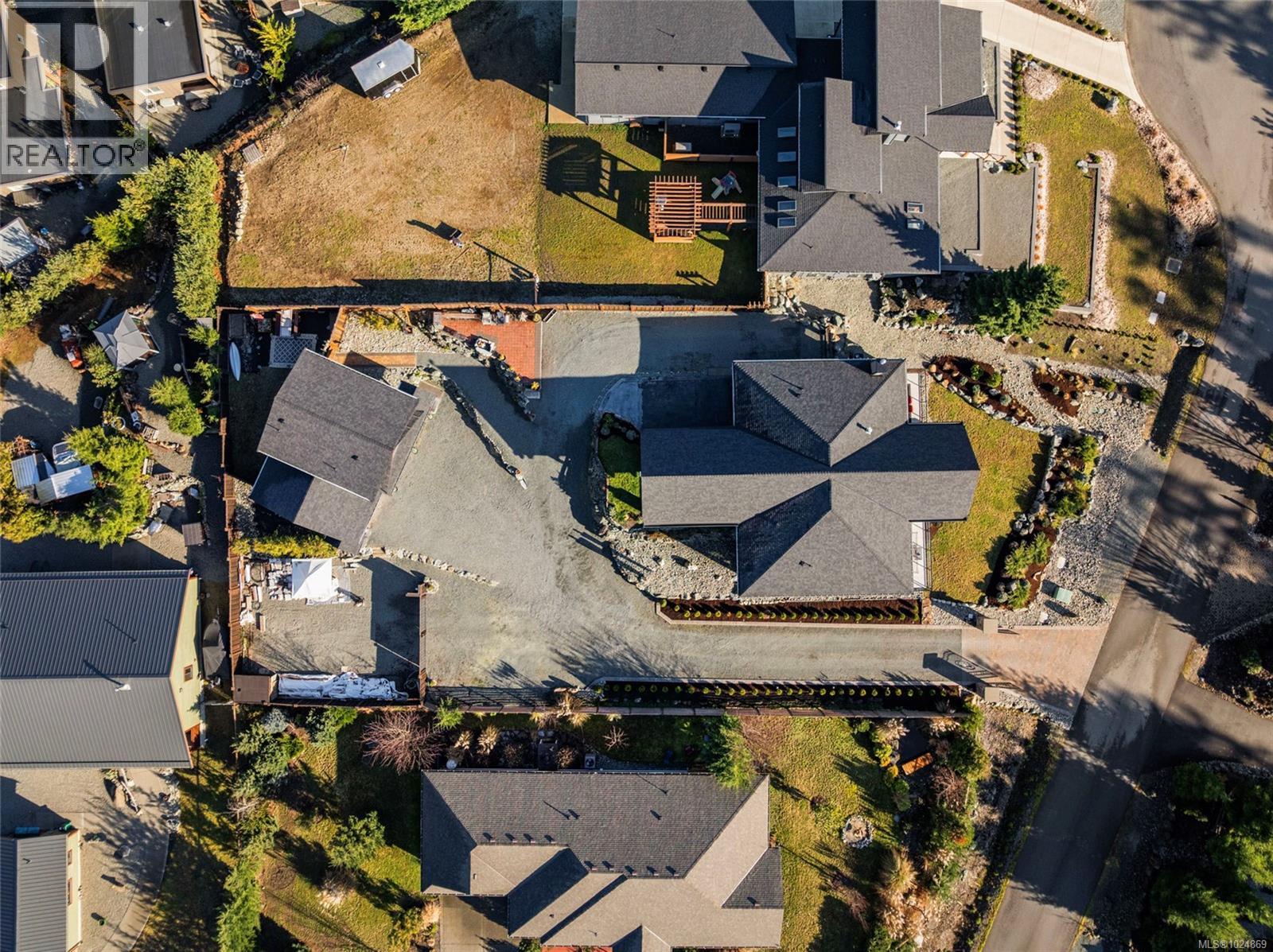 7343 LAKEFRONT PL - 72