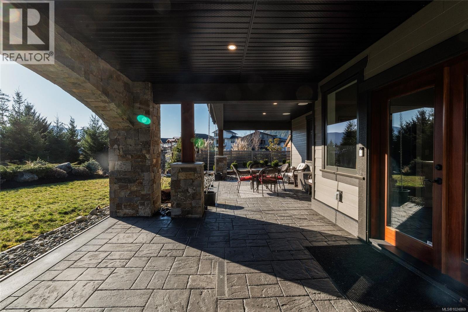 7343 LAKEFRONT PL - 62