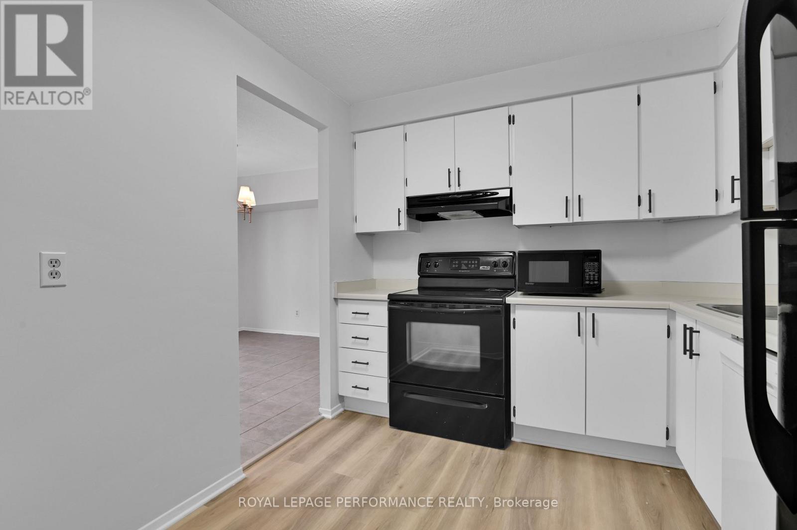 #1701 470 LAURIER AVENUE W - 8