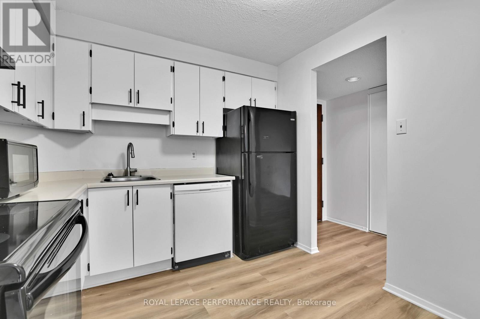 #1701 470 LAURIER AVENUE W - 9