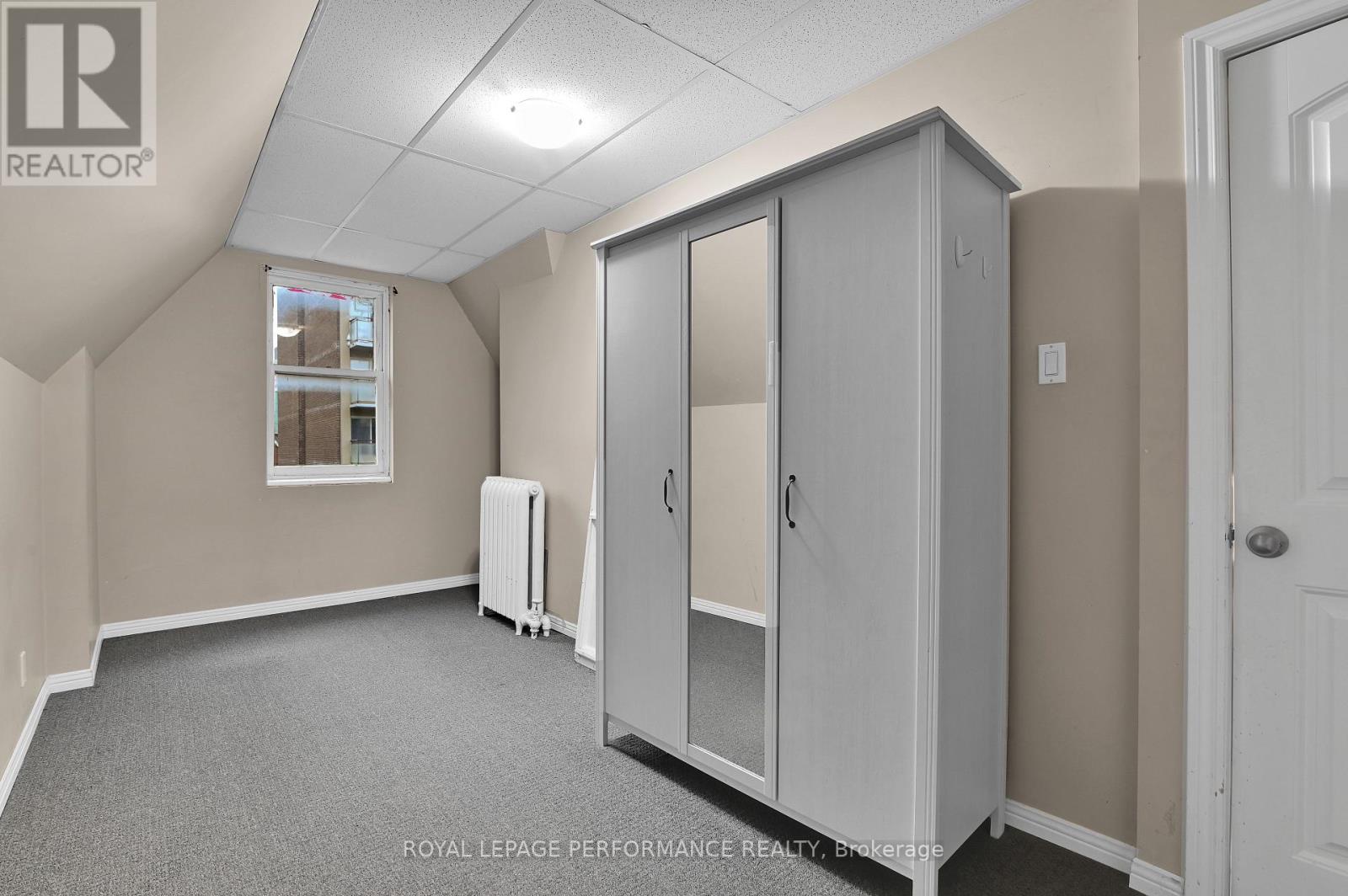 200 METCALFE STREET — photo 36