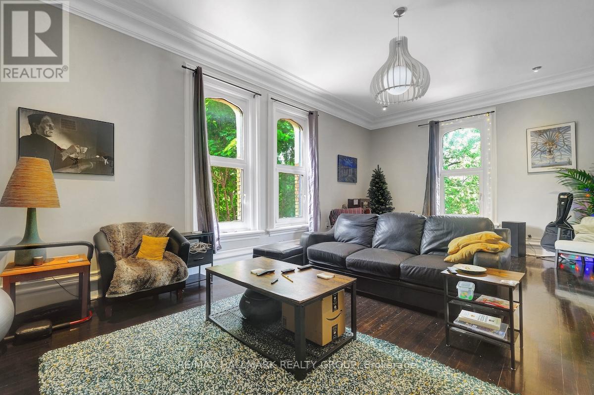 460 WILBROD STREET - 27