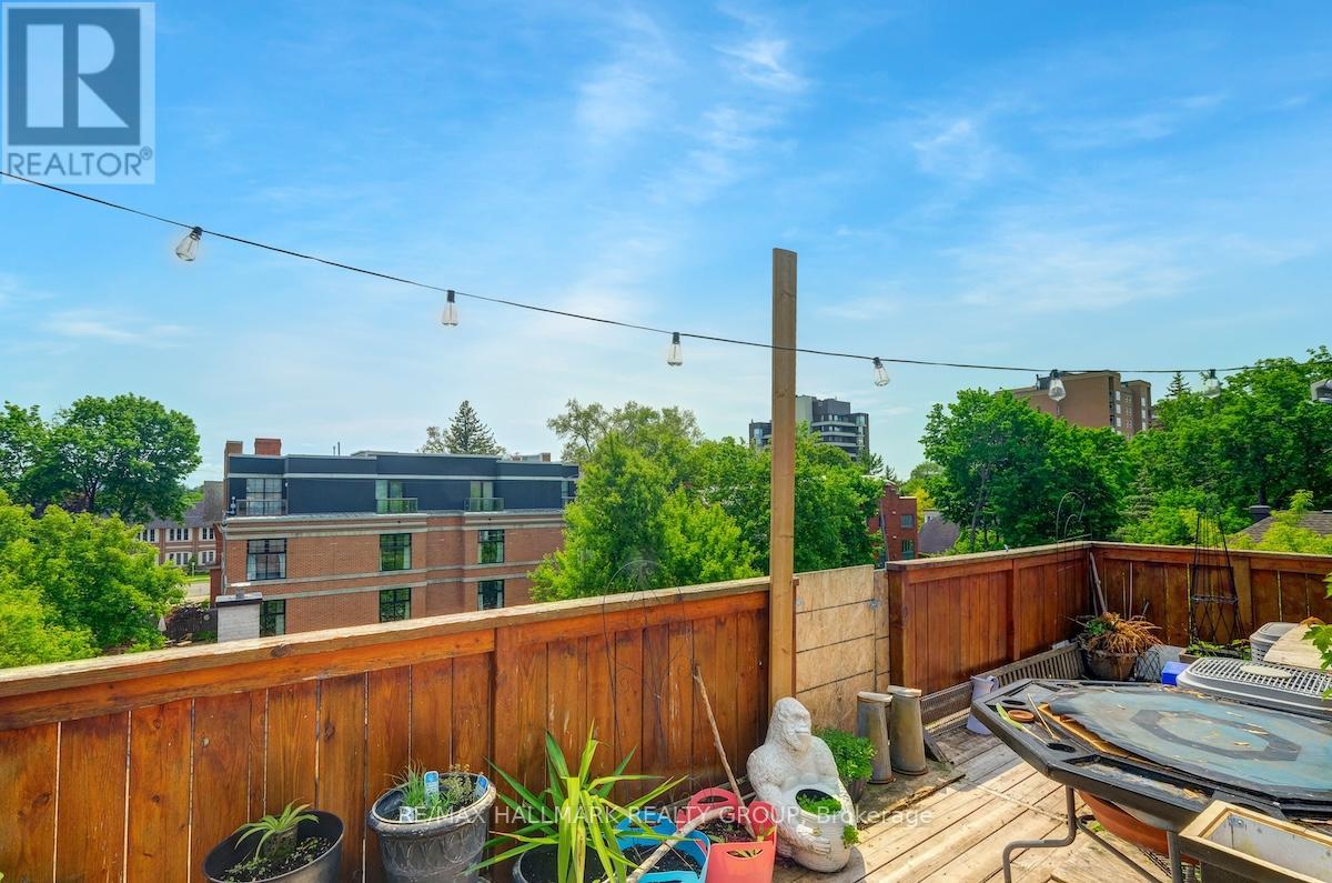 460 WILBROD STREET - 42