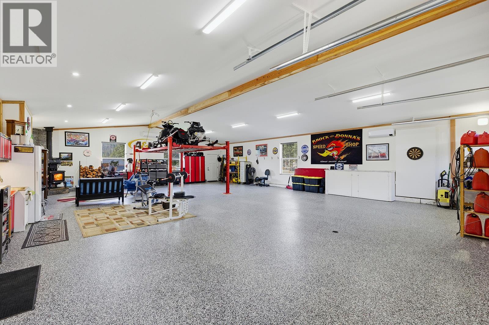  7145 Dunwaters Road, Kelowna