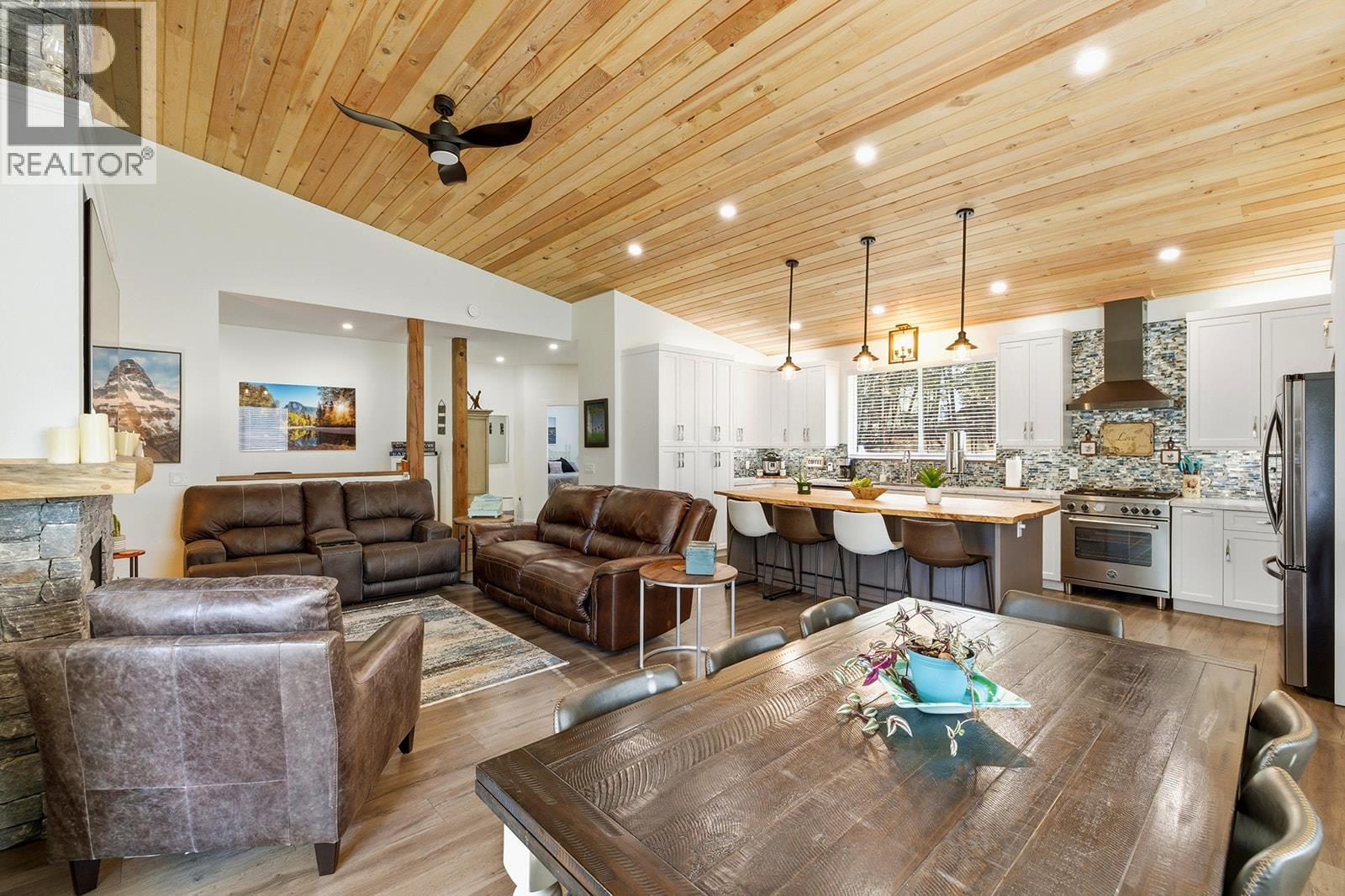  7145 Dunwaters Road, Kelowna