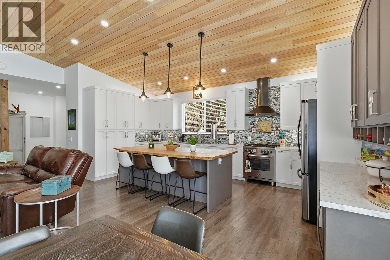  7145 Dunwaters Road, Kelowna