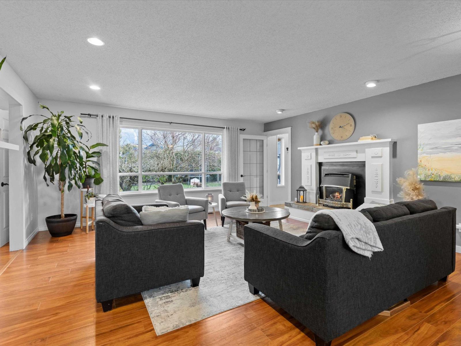 6909 FRASER DRIVE, Agassiz - Photo 3 of 40, Agassiz, British Columbia