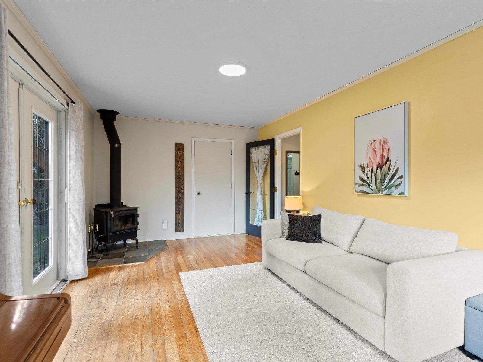 6909 FRASER DRIVE, Agassiz, Agassiz