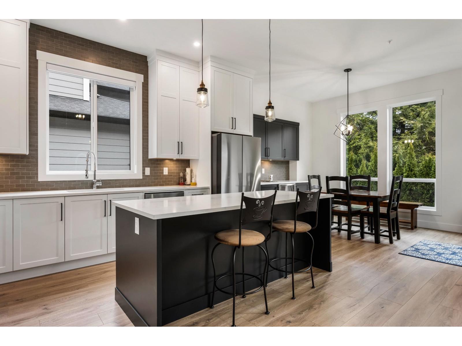 88 1880 COLUMBIA VALLEY ROAD, Cultus Lake South, Lindell Beach