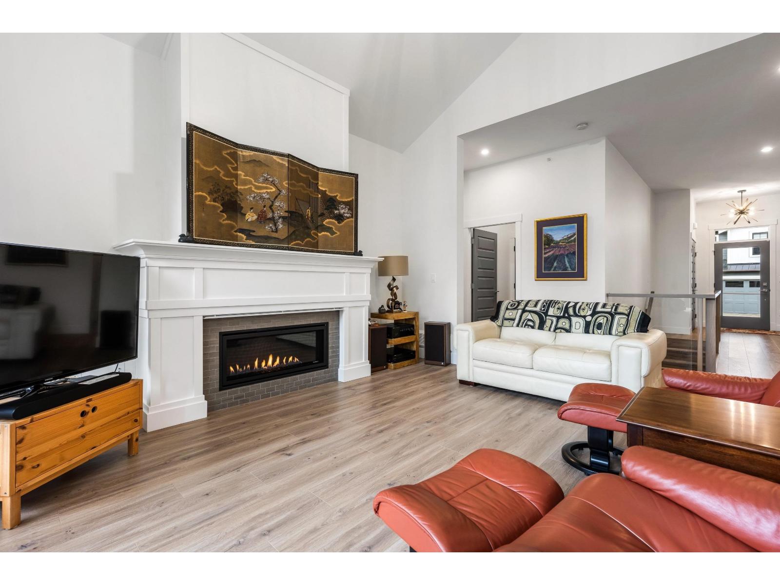 88 1880 COLUMBIA VALLEY ROAD, Cultus Lake South, Lindell Beach