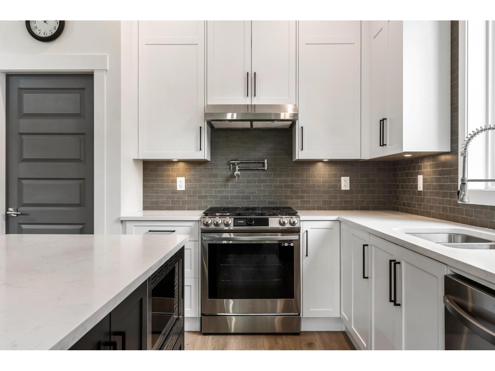 88 1880 COLUMBIA VALLEY ROAD, Cultus Lake South, Lindell Beach