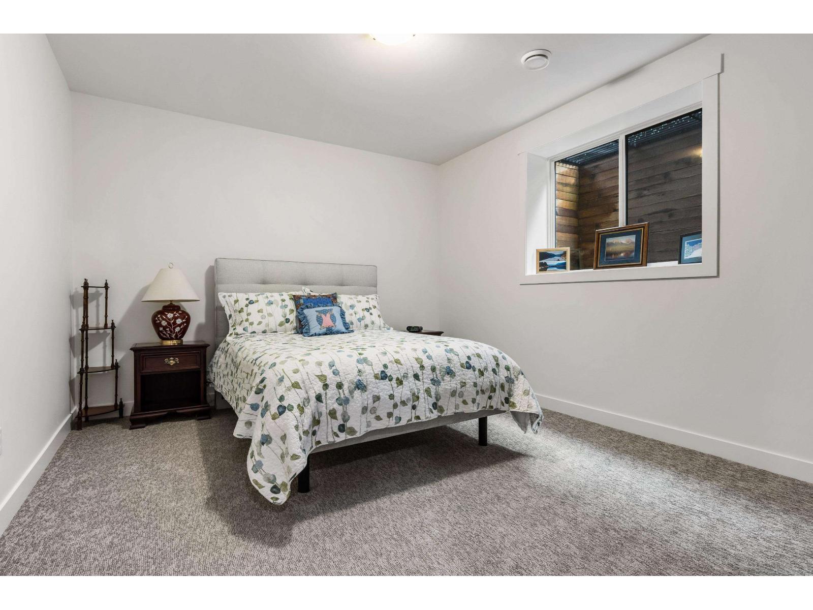 88 1880 COLUMBIA VALLEY ROAD, Cultus Lake South, Lindell Beach