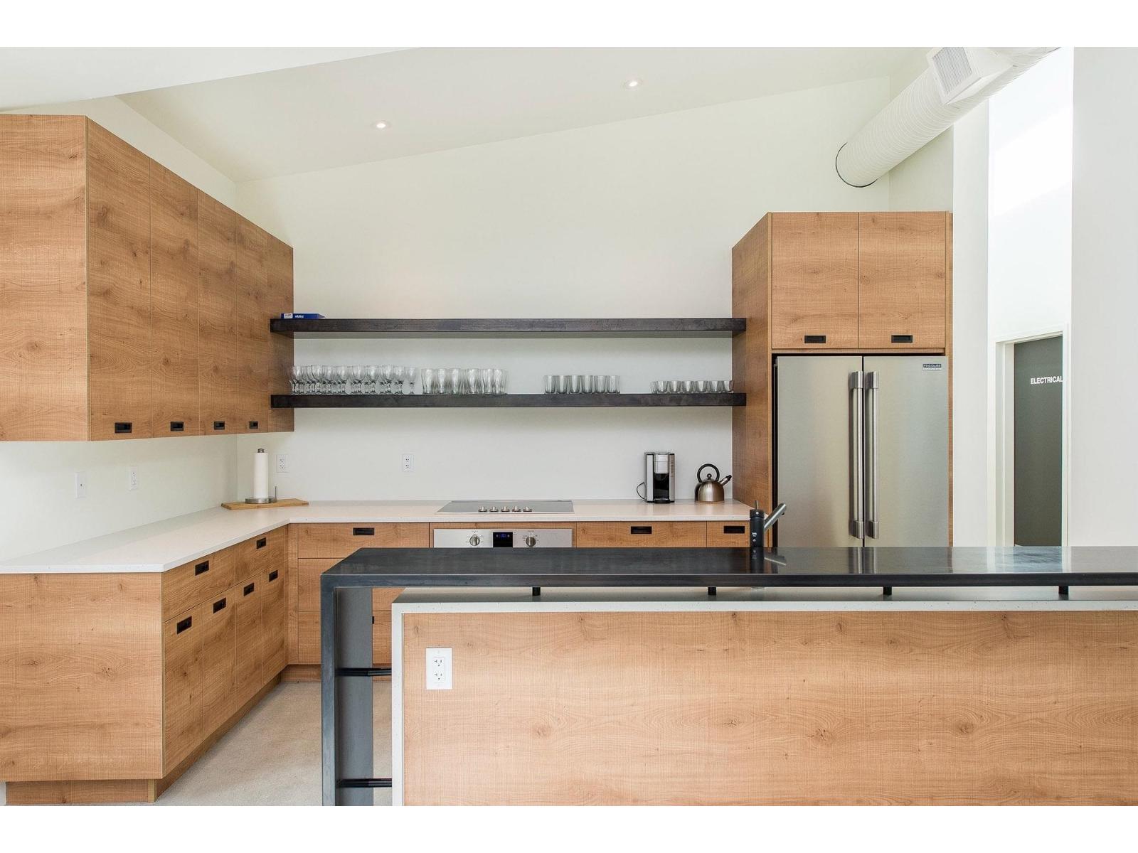 88 1880 COLUMBIA VALLEY ROAD, Cultus Lake South, Lindell Beach