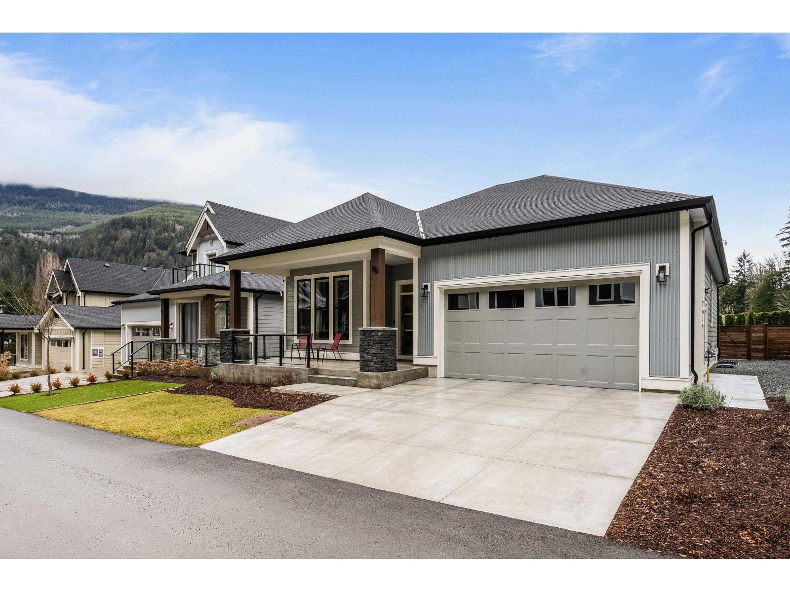 88 1880 COLUMBIA VALLEY ROAD, Cultus Lake South, Lindell Beach