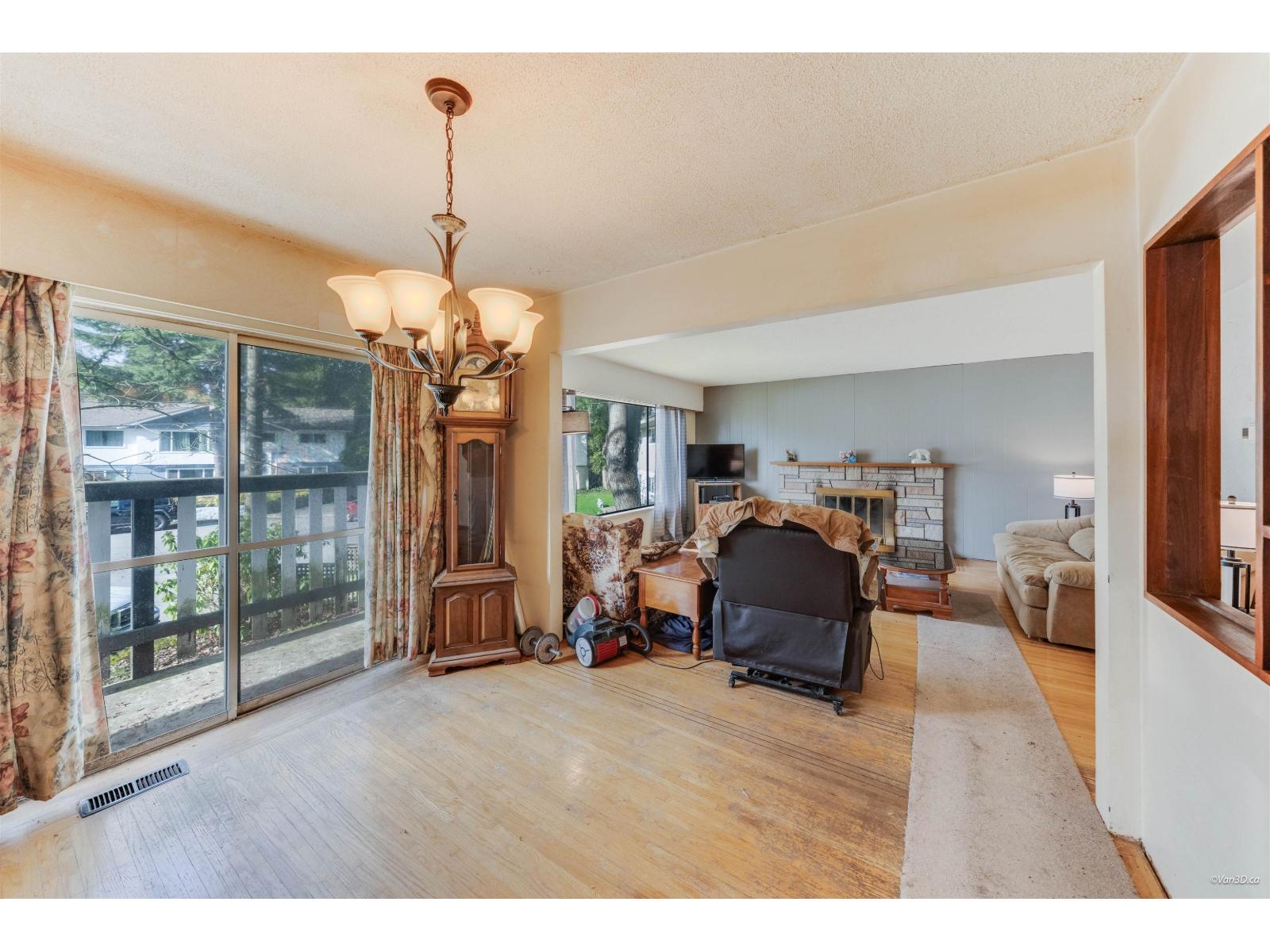 10122 127B STREET - Photo 5 of 30, Surrey, British Columbia