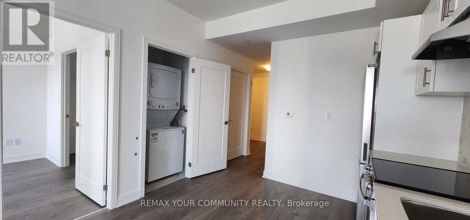 1102 - 705 DAVIS DRIVE - Photo 5 of 28, Newmarket (Huron Heights-Leslie Valley), Ontario