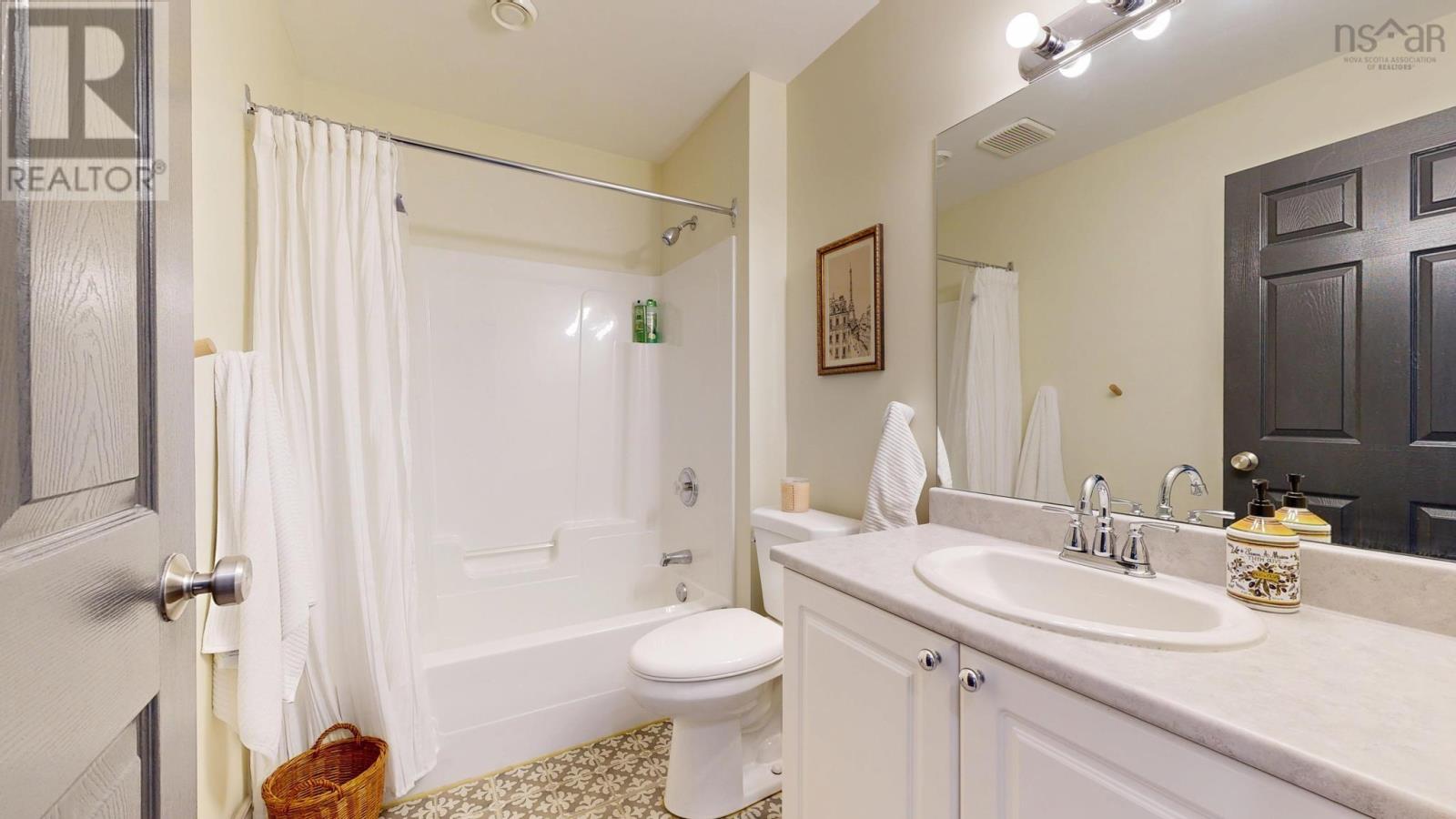 Property 28 of 46 of 7 36 Fauxburg Road