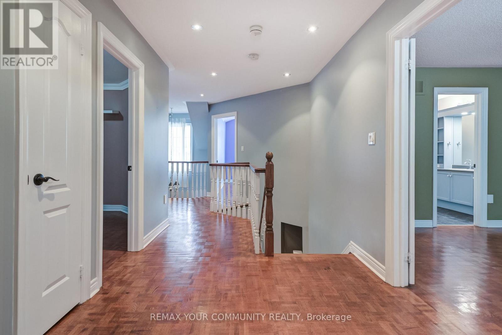 88 CASTELLI COURT - 20