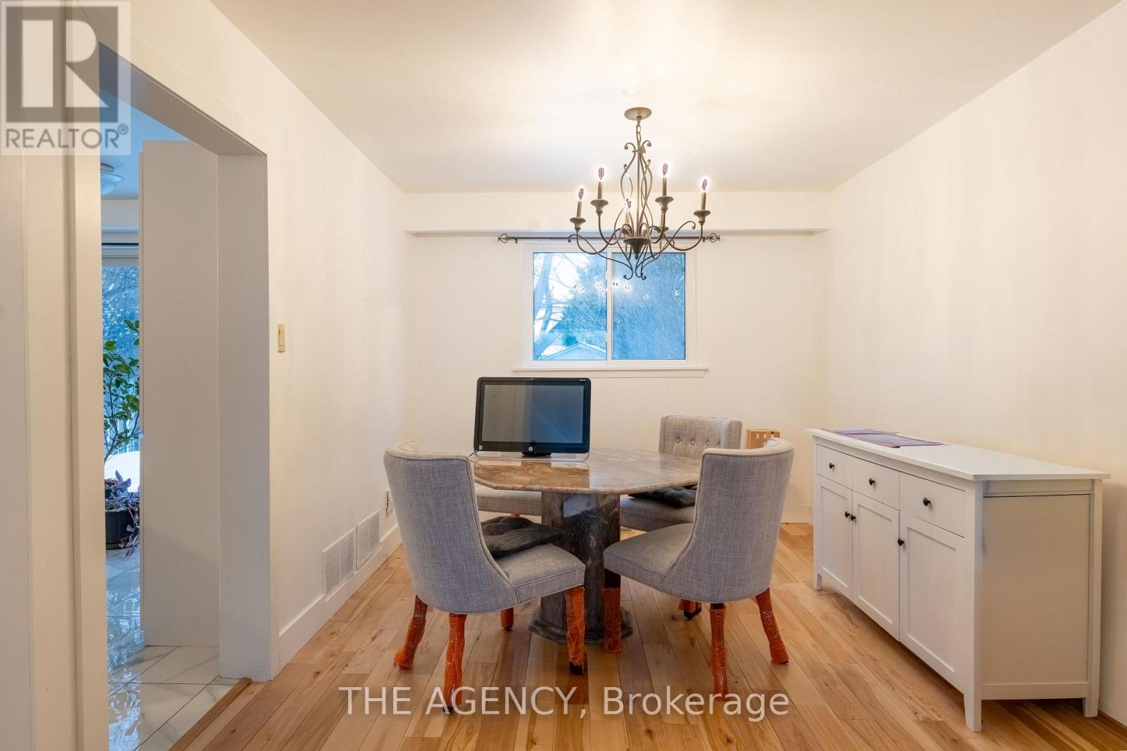 65 Cloverdale photo 5