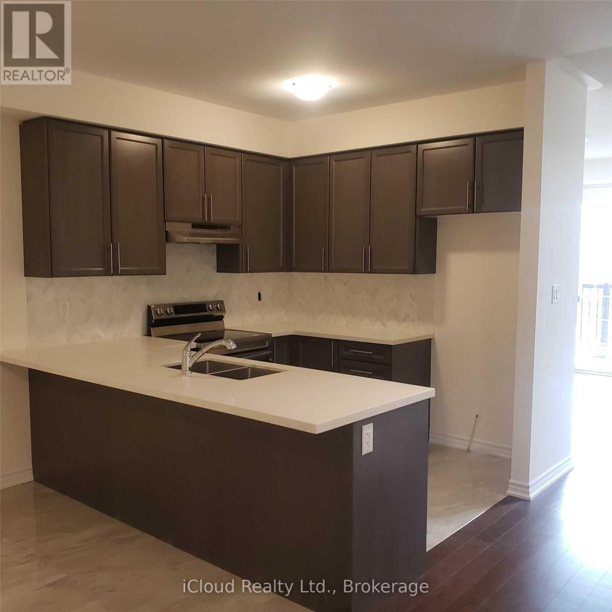 2ND & 3RD FLOOR - 41 ALLEGRO DRIVE - Photo 2 of 24, Brampton (Credit Valley), Ontario